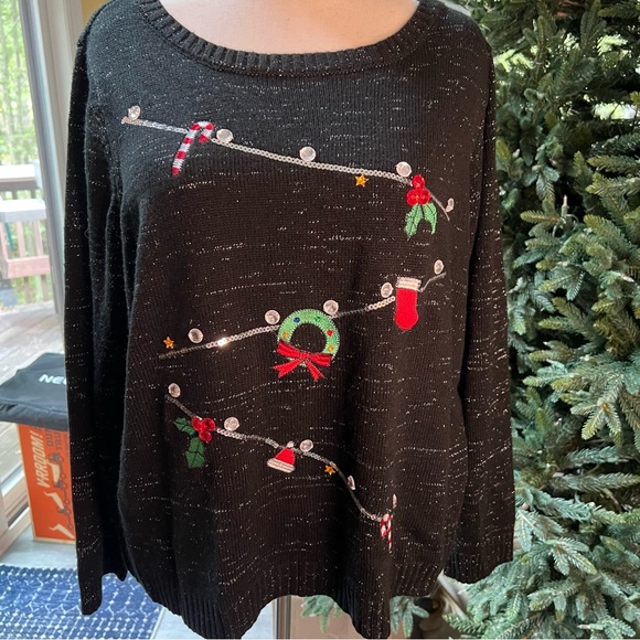 Karen Scott Black Sweater with Festive Accents size 3X - Picture 2 of 13